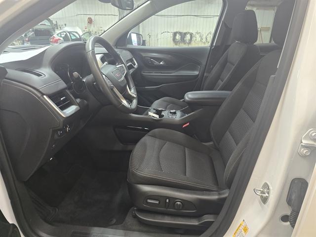 2024 GMC Terrain AWD SLE