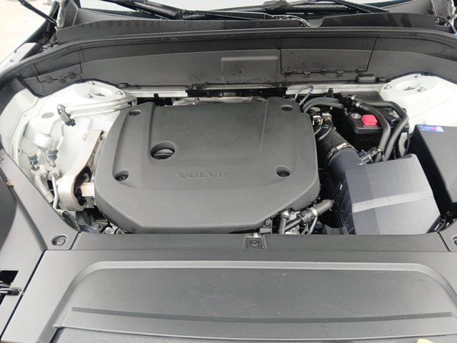 2026 Volvo XC90 Plus, B6 AWD Gas mild hybrid, Gasoline, Bright, 7 Seats