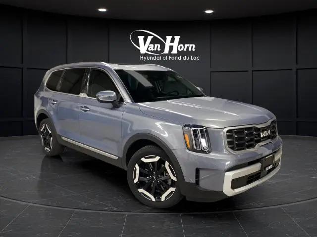 2025 Kia Telluride S for sale in Fond du Lac, WI
