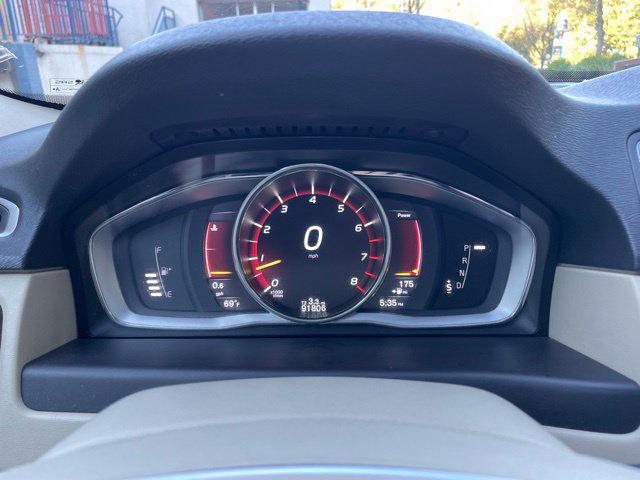 2015 Volvo XC70 T6