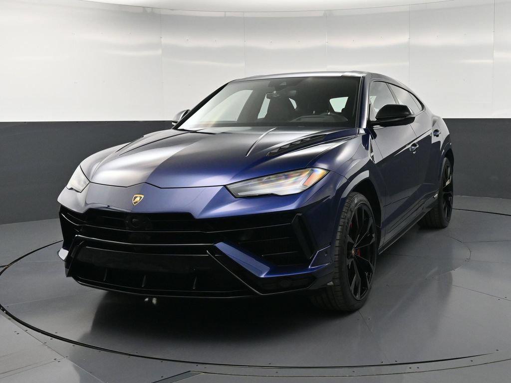 /2023 Lamborghini Urus