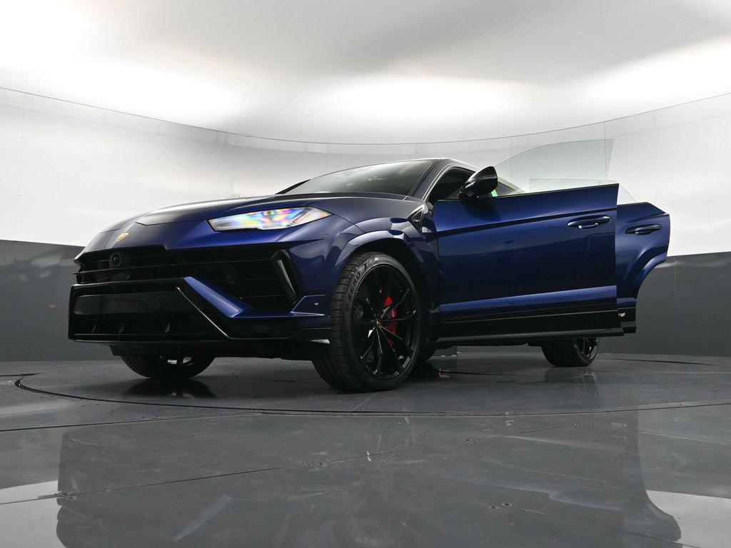 2023 Lamborghini Urus S