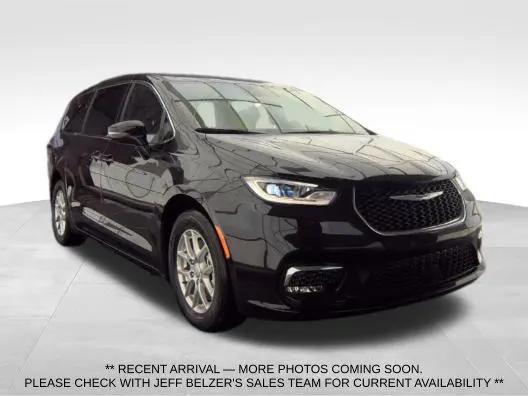 2026 Chrysler Pacifica Select for sale in New Prague, MN