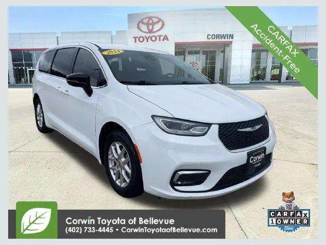2024 Chrysler Pacifica Touring L for sale in Bellevue, NE
