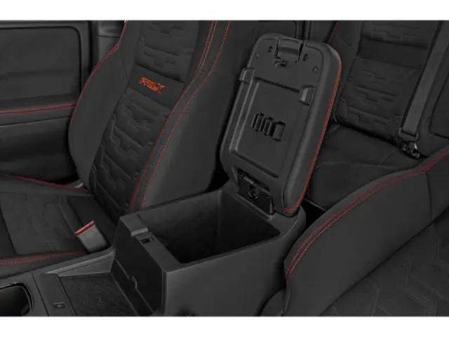 2023 Nissan Frontier Crew Cab PRO-4X 4x4