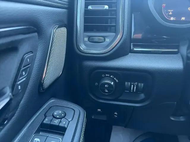 2025 Ram 1500 Rebel Crew Cab 4x4 57 Box