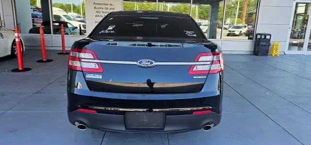 2018 Ford Taurus SE