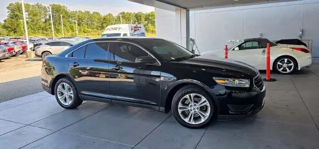 2018 Ford Taurus SE
