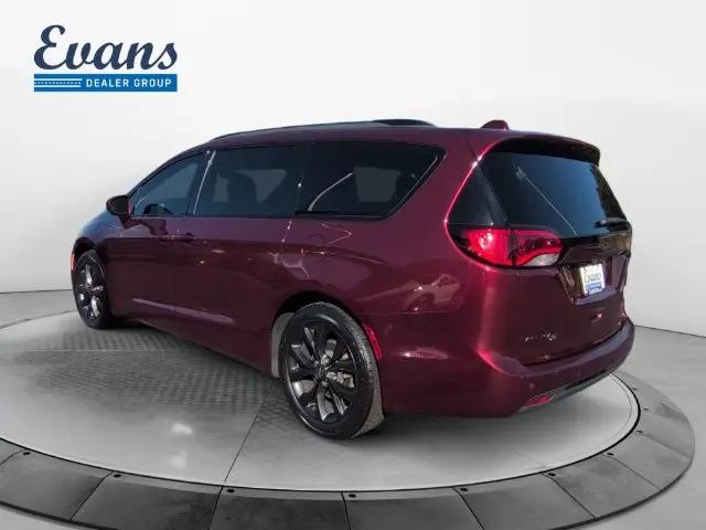 2018 Chrysler Pacifica Touring Plus