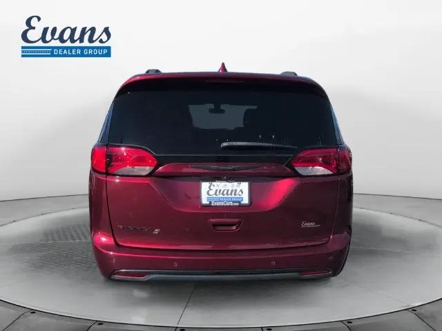 2018 Chrysler Pacifica Touring Plus