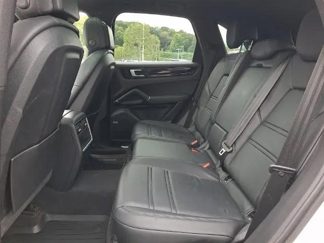 2019 Porsche Cayenne Cayenne
