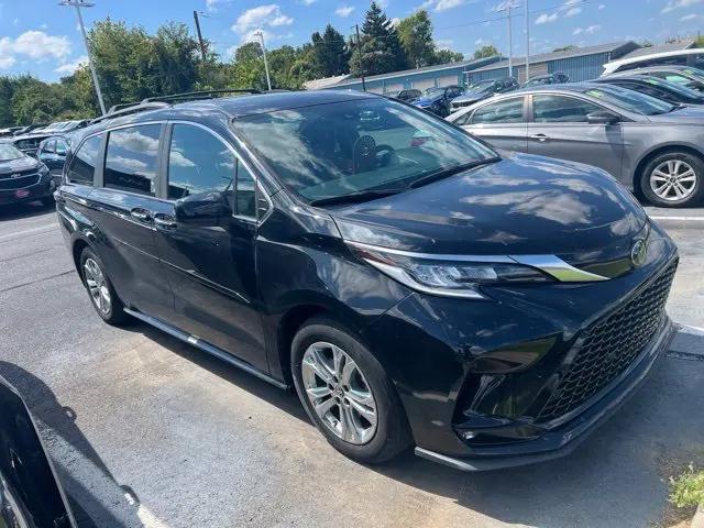 2022 Toyota Sienna XSE for sale in Fairfield, OH
