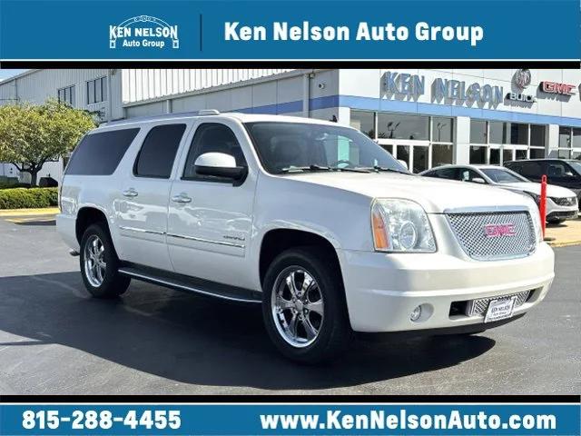 2012 GMC Yukon XL Denali for sale in Dixon, IL