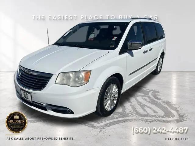 2014 Chrysler Town & Country Limited for sale in Nevada, MO