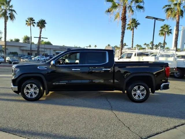 2025 GMC Sierra 1500 2WD Crew Cab Short Box SLT