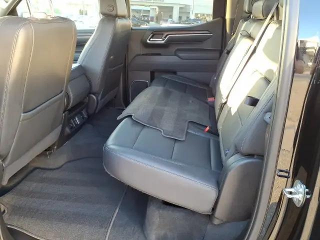 2025 GMC Sierra 1500 2WD Crew Cab Short Box SLT