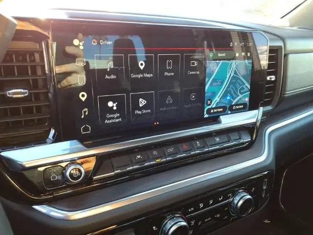 2025 GMC Sierra 1500 2WD Crew Cab Short Box SLT