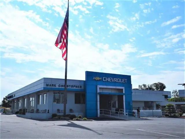 2025 GMC Sierra 1500 2WD Crew Cab Short Box SLT