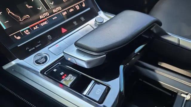 2021 Audi e-tron Prestige quattro