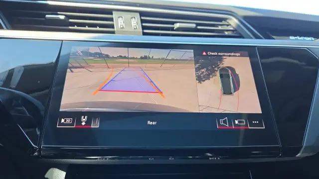 2021 Audi e-tron Prestige quattro