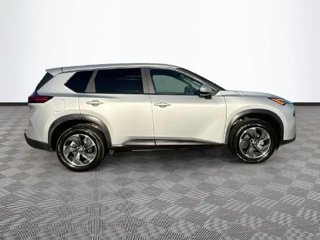 2025 Nissan Rogue SV FWD