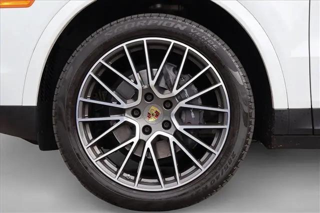 2019 Porsche Cayenne Cayenne