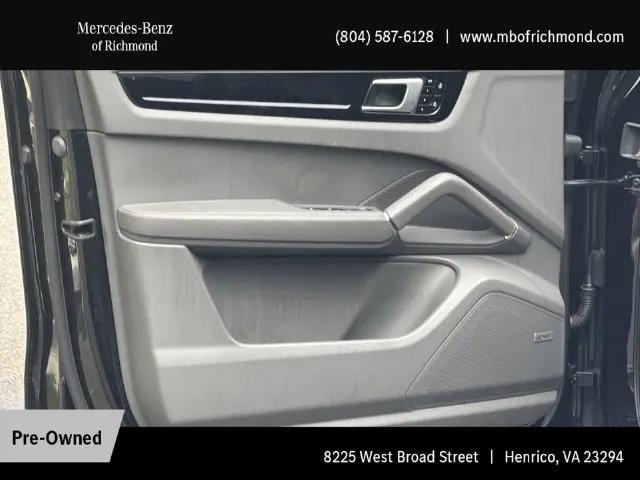 2020 Porsche Cayenne Cayenne