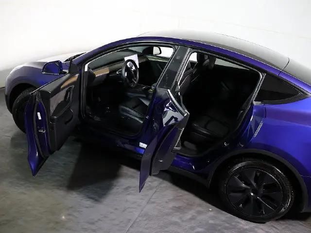 2024 Tesla Model Y Long Range Dual Motor All-Wheel Drive