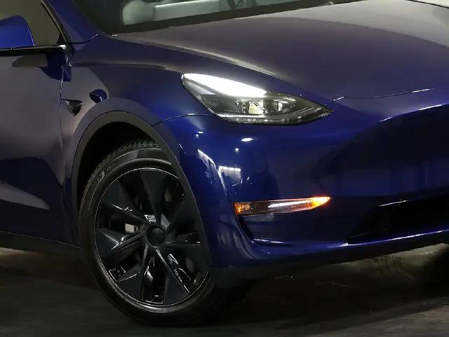2024 Tesla Model Y Long Range Dual Motor All-Wheel Drive