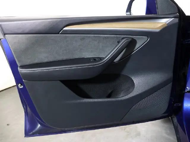 2024 Tesla Model Y Long Range Dual Motor All-Wheel Drive