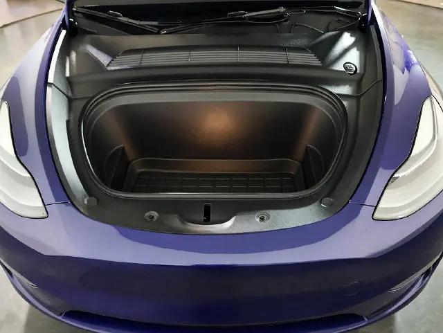 2024 Tesla Model Y Long Range Dual Motor All-Wheel Drive