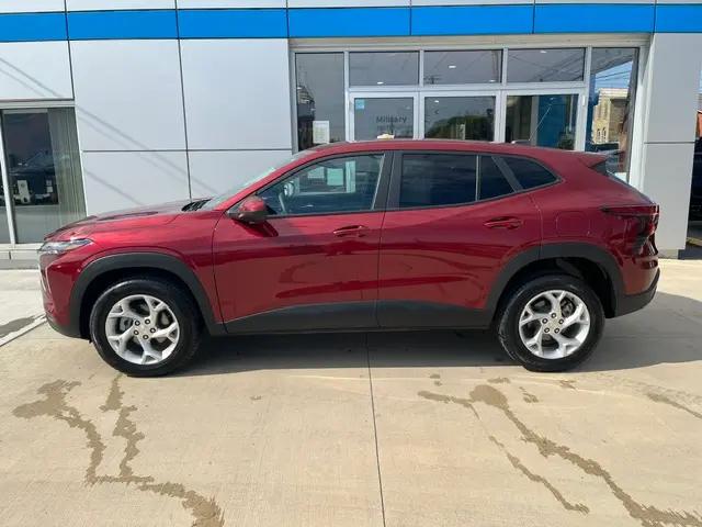2025 Chevrolet Trax FWD LS