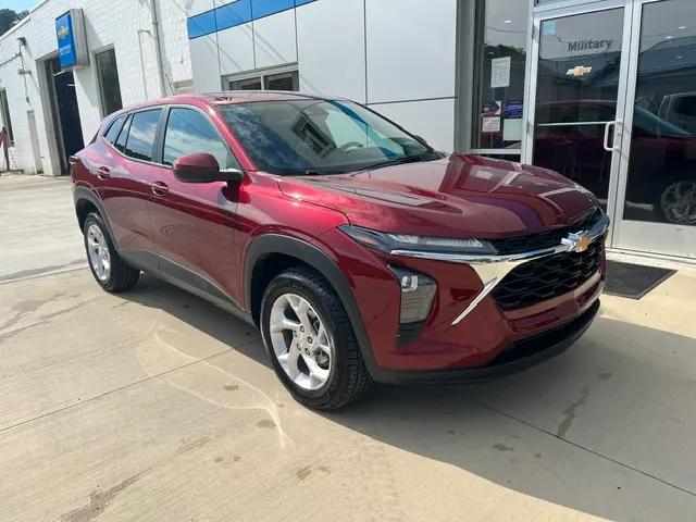 2025 Chevrolet Trax FWD LS