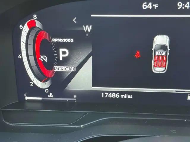2024 Nissan Pathfinder Platinum FWD
