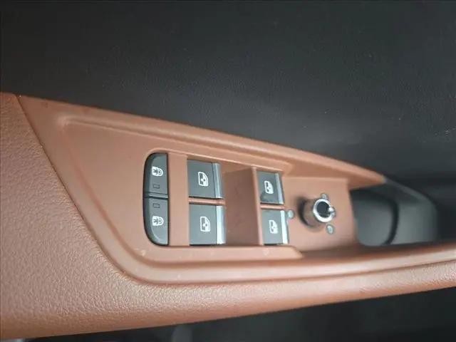 2024 Audi A4 Premium 45 TFSI S line quattro S tronic