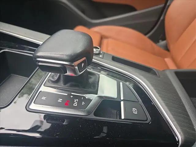 2024 Audi A4 Premium 45 TFSI S line quattro S tronic
