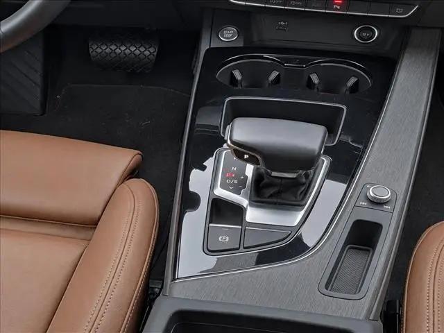 2024 Audi A4 Premium 45 TFSI S line quattro S tronic