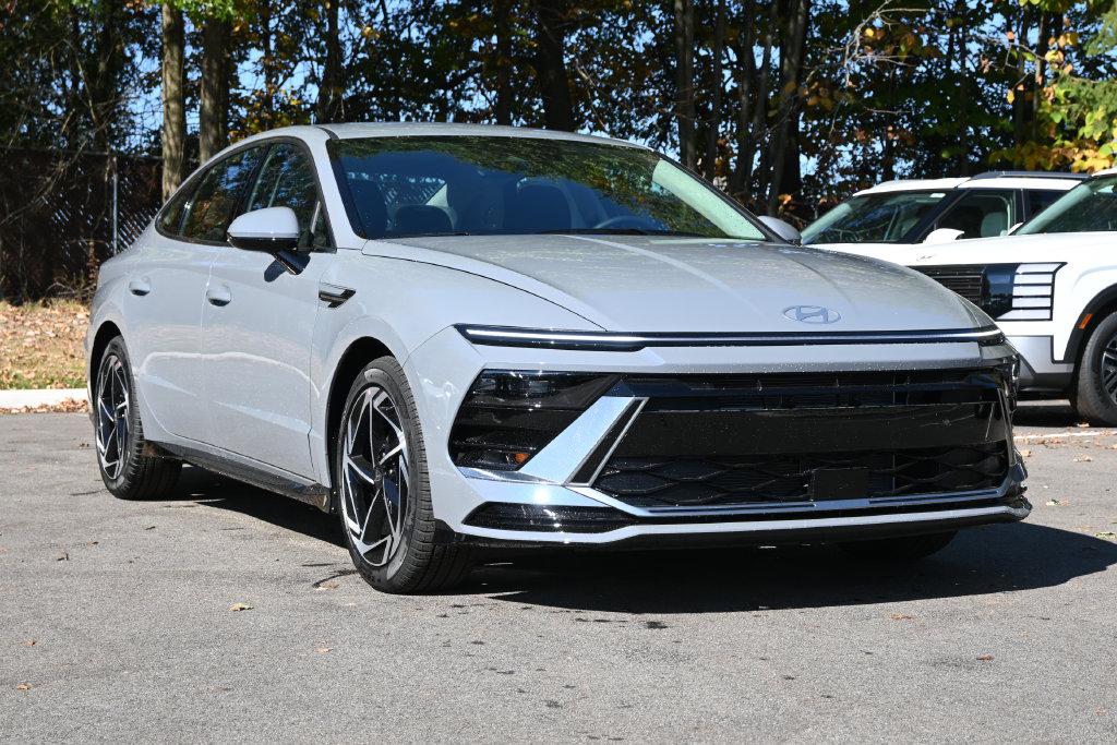 2027 Hyundai Sonata SEL Sport