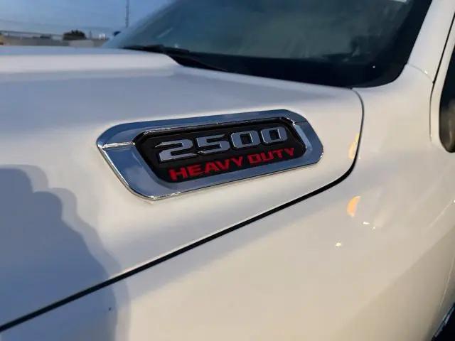 2024 Ram 2500 Laramie Crew Cab 4x4 64 Box