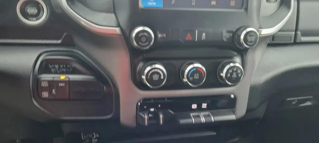 2024 Ram 2500 Big Horn Crew Cab 4x4 64 Box