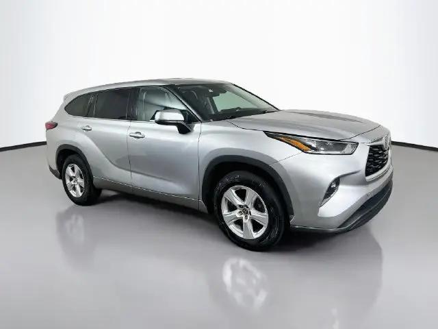 2021 Toyota Highlander LE