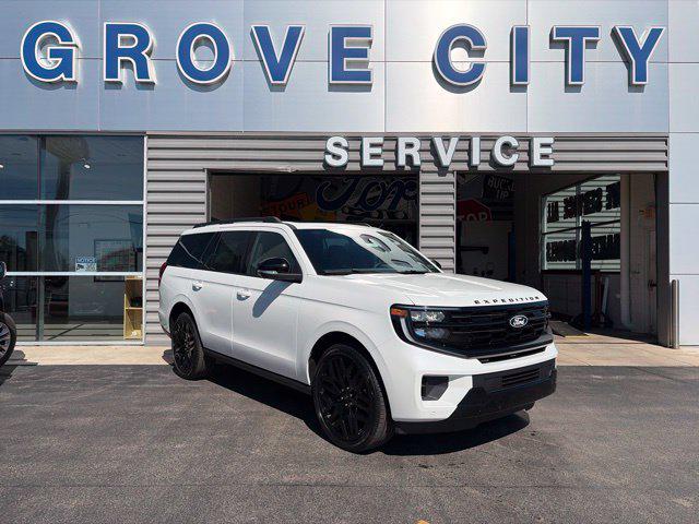 2027 Ford Expedition Platinum for sale in Grove City, PA