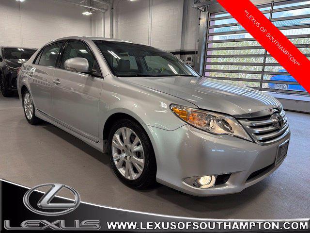 2011 Toyota Avalon Base for sale in Southampton, NY