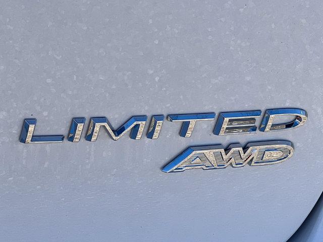 2027 Chrysler Pacifica Limited AWD