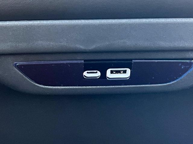 2027 Chrysler Pacifica Limited AWD