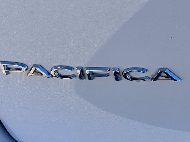 2027 Chrysler Pacifica Limited AWD