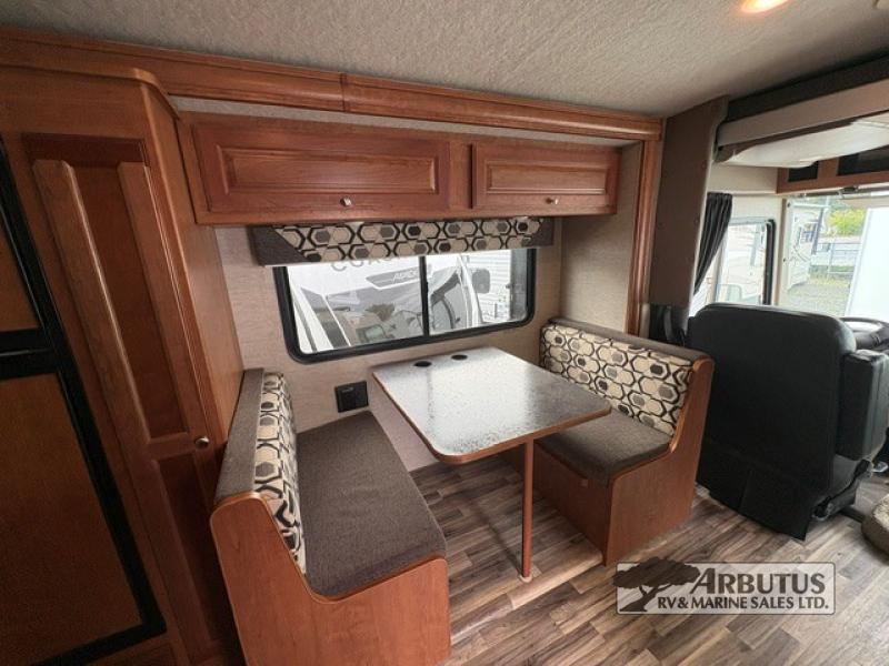 2017 Winnebago Vista CLASS A MOTORHOME