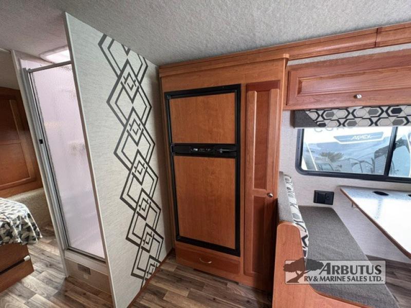 2017 Winnebago Vista CLASS A MOTORHOME