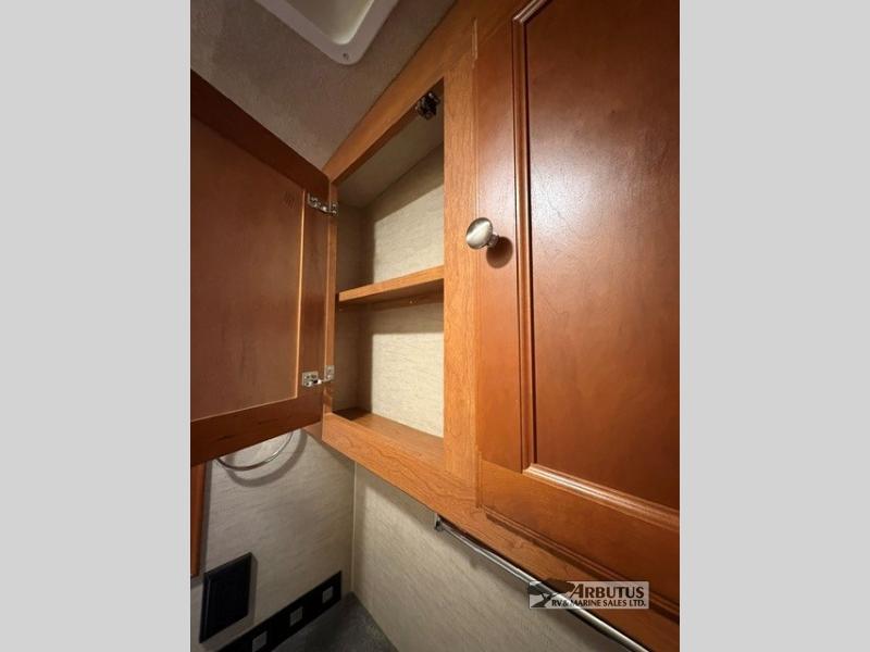 2017 Winnebago Vista CLASS A MOTORHOME