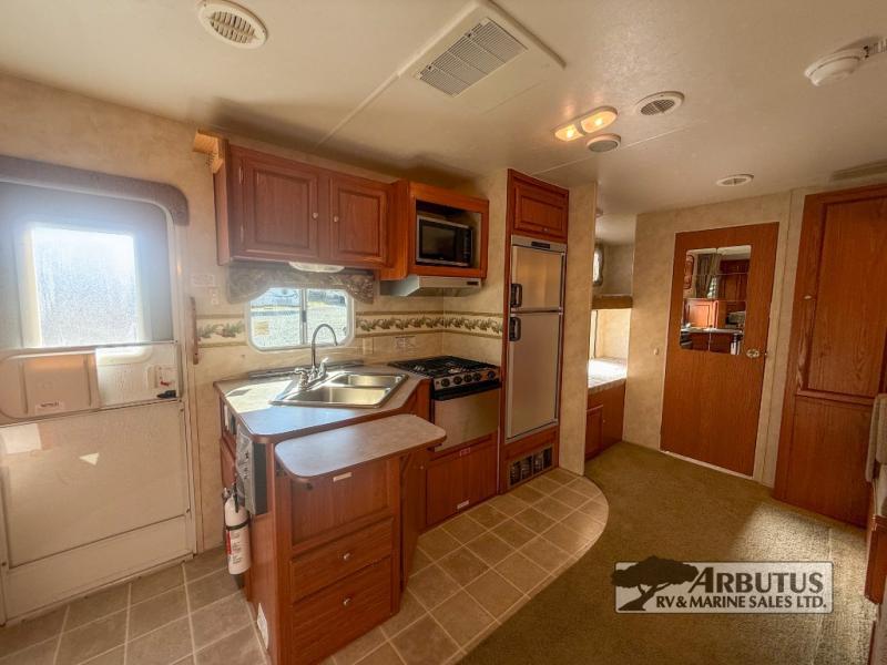 2005 SKYLINE ALJO 2505 FIFTH WHEEL